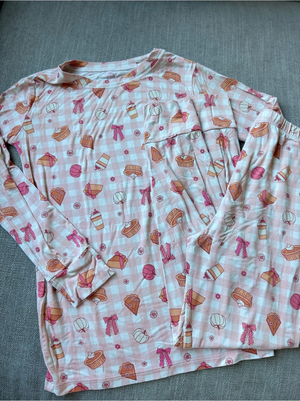 In My Jammers Girls' Light Pink Gingham Fall Dessert-Print Pajama Set